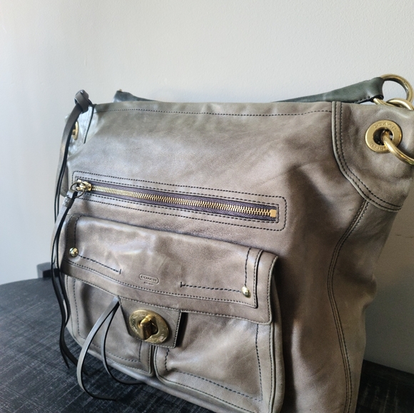Coach Rare Stunning Vintage Lyndsey Hamptons Hobo Bag #12459 - Picture 5 of 13